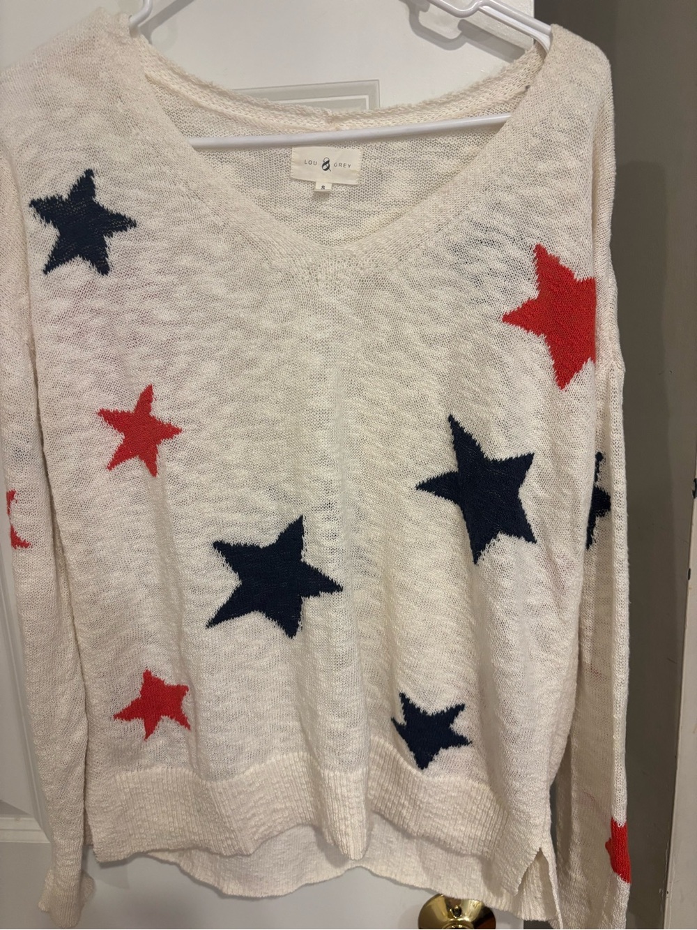 Lou & Grey Cream V-Neck Star-Print Sweater with Navy and Red Stars